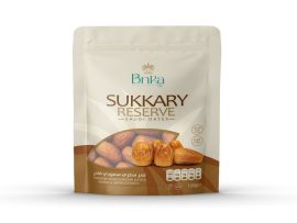 Premium natural dates with pits